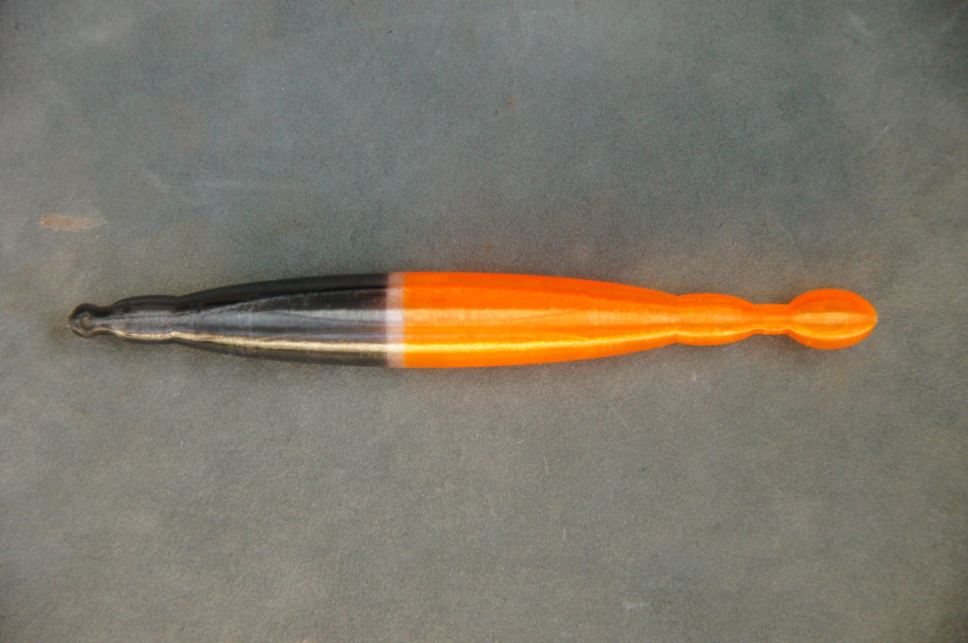 Pose länglich 13cm, Loch unten, 4.5gr Tragkraft